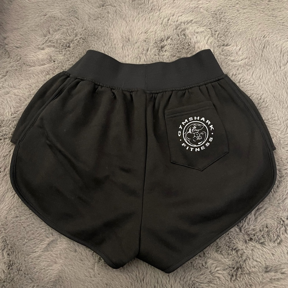 gymshark legacy shorts